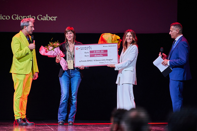 Un premio per il Fondo "Il sasso nello stagno"