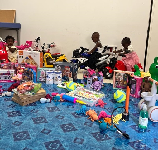 In allestimento la sala ricreativa dell'Ospedale di Sédhiou, Senegal